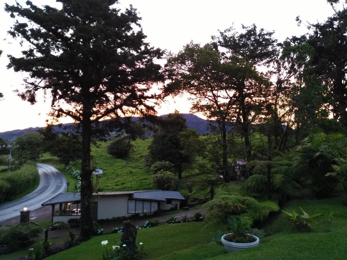 Villa Calas Vara Blanca  エクステリア 写真